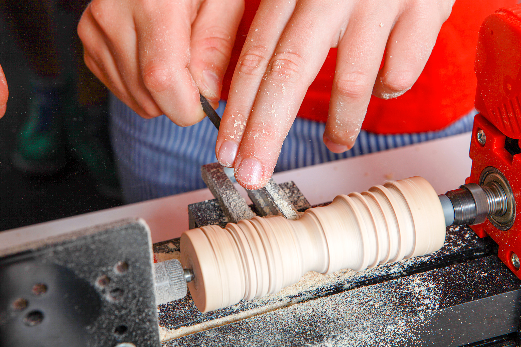 Wood turning on the UNIMAT 1 Basic
